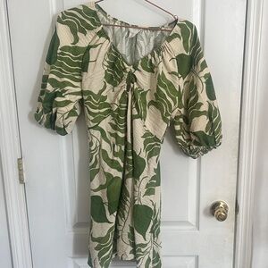 H&M Green and Cream Leaf Print Mini Dress